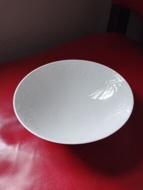 Meissen White Porcelain Serving Bowl with Subtle Floral Relief